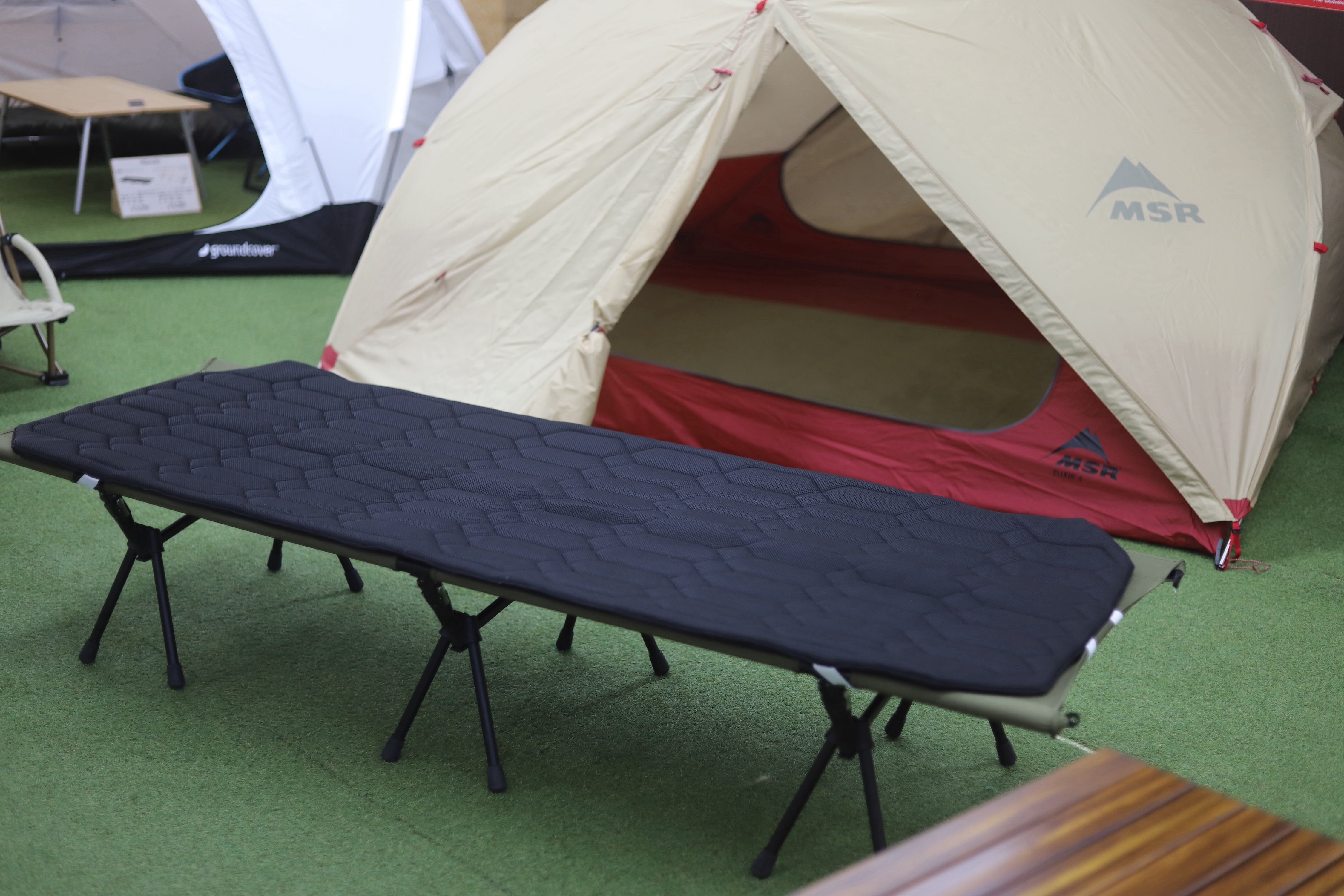 キャンプでも快適に眠りたい!アノバよりフルメッシュマットがデビュー。