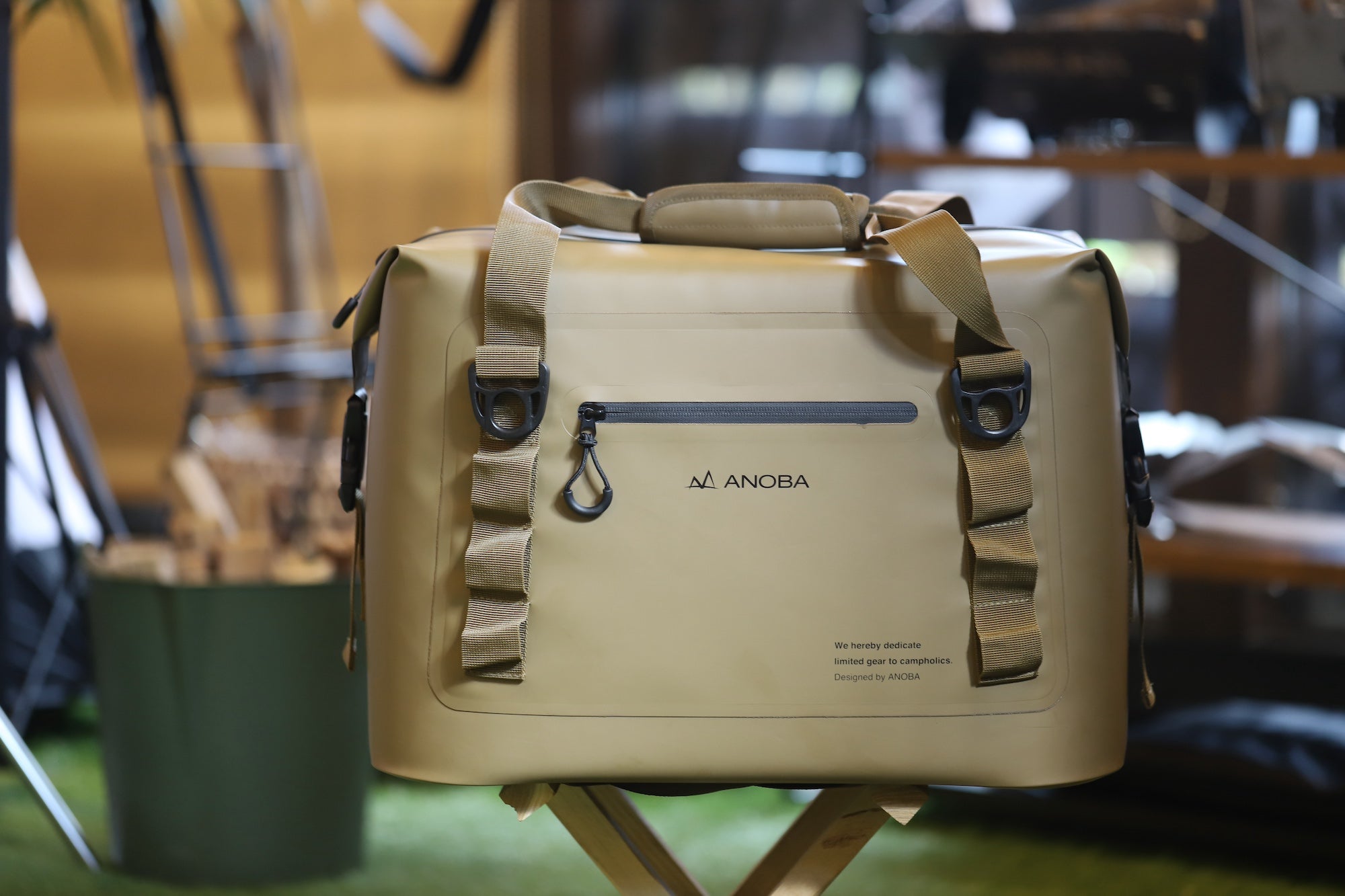 ブリザードソフトクーラー 25L コヨーテ