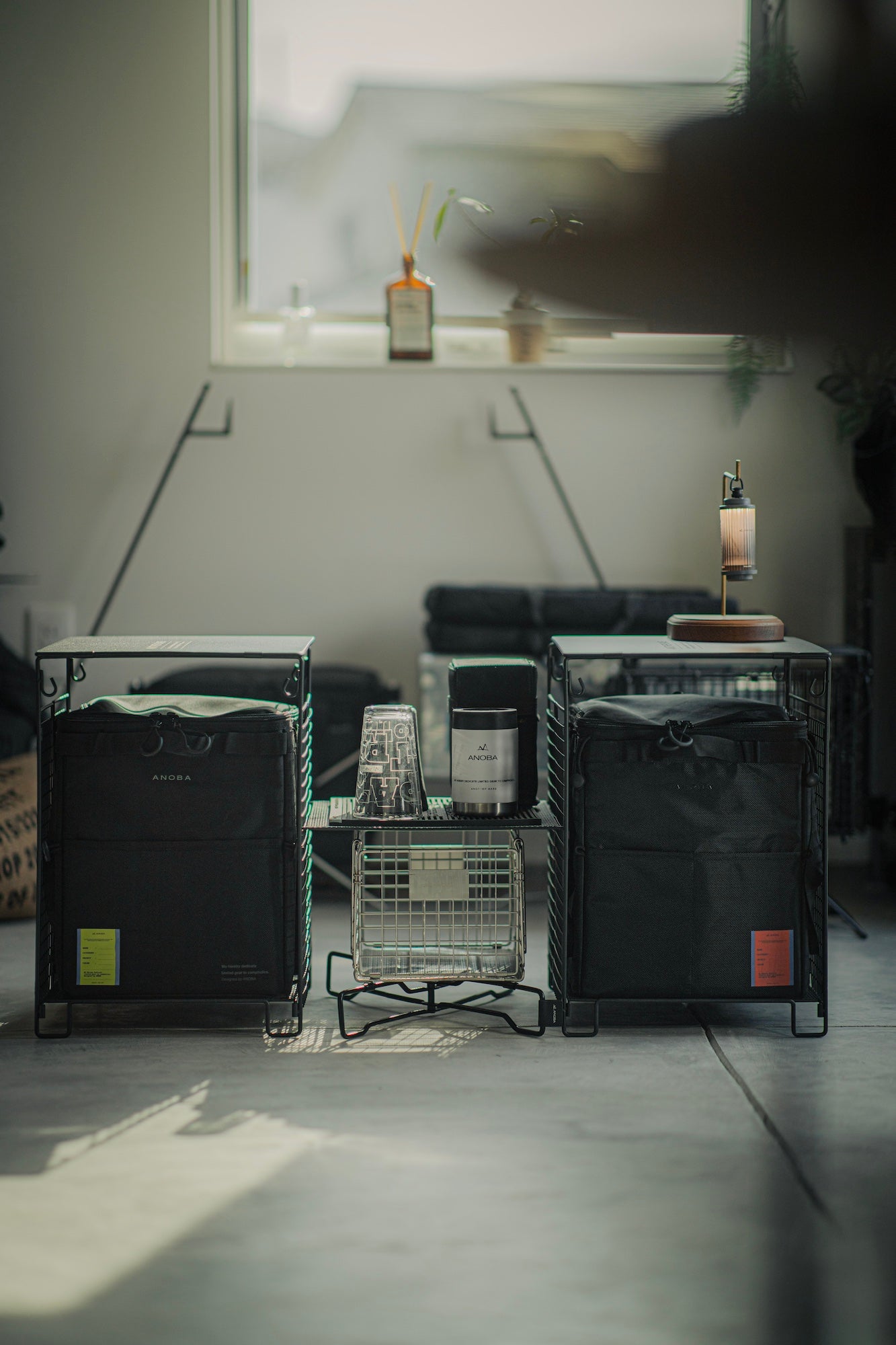 フォールディングサイドテーブル