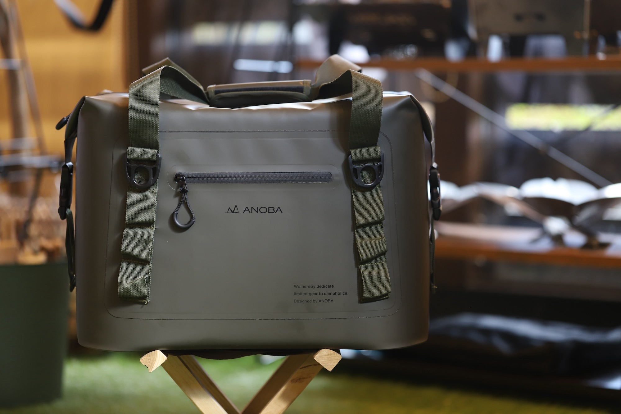 ブリザードソフトクーラー 25L オリーブ