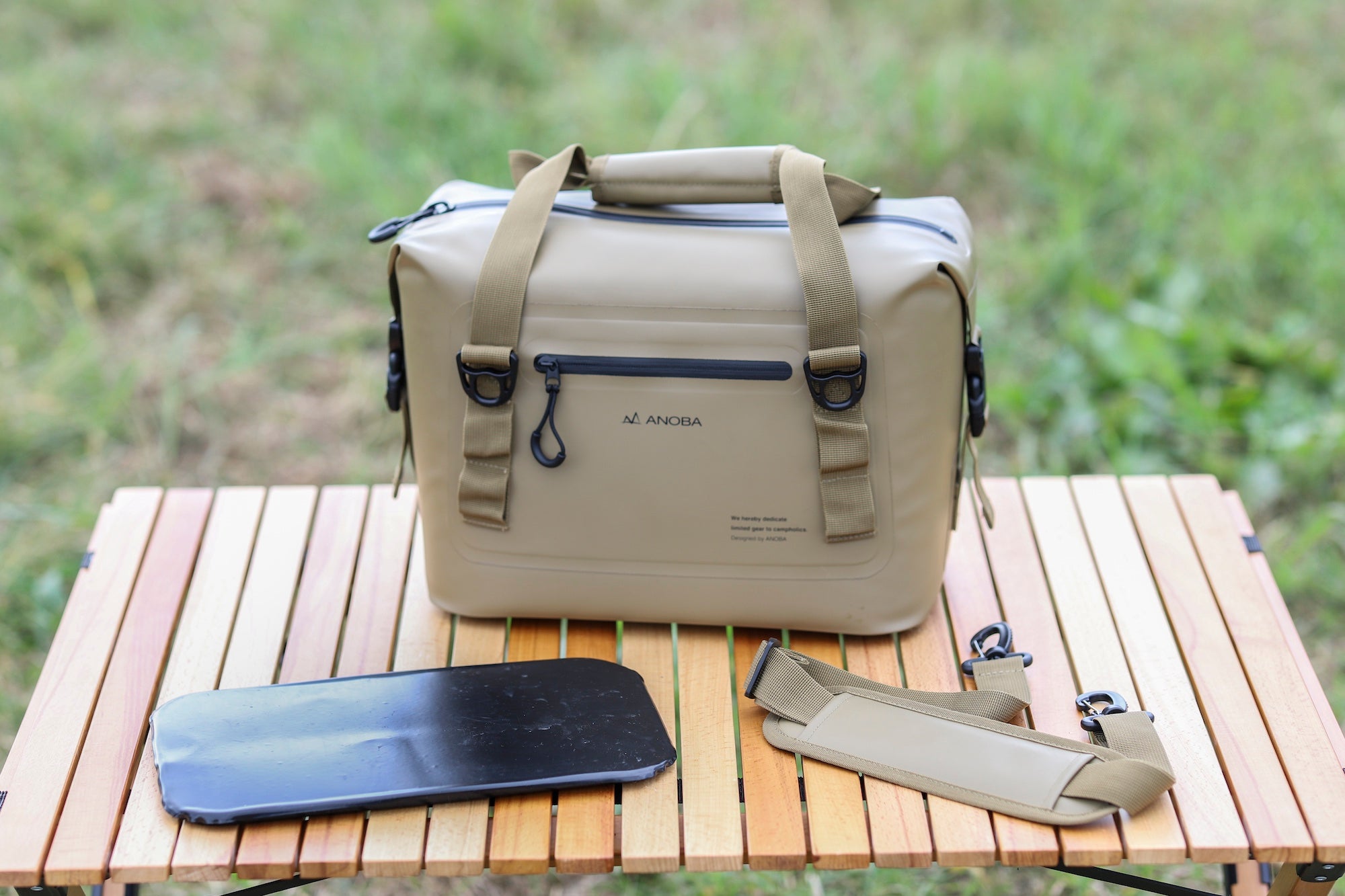 ブリザードソフトクーラー 10L ブラック