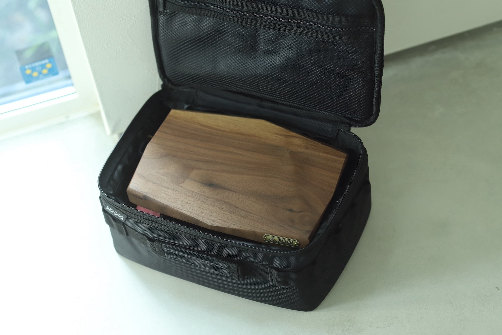 BLACK EDITION マルチミニボックス M